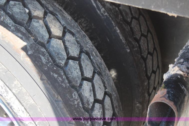 image for item J4473 2014 Fontaine HAVSD12WSA equipment trailer