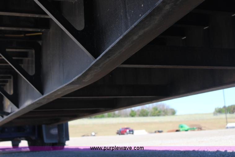 image for item J4473 2014 Fontaine HAVSD12WSA equipment trailer