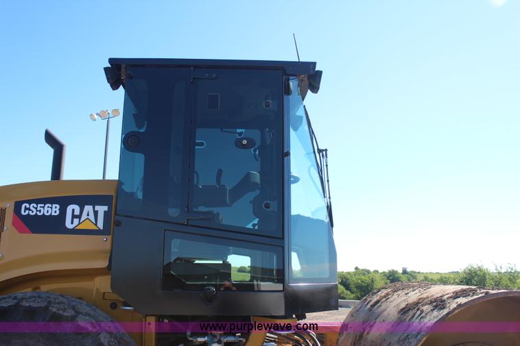 image for item J4474 2013 Caterpillar CS56B single drum roller