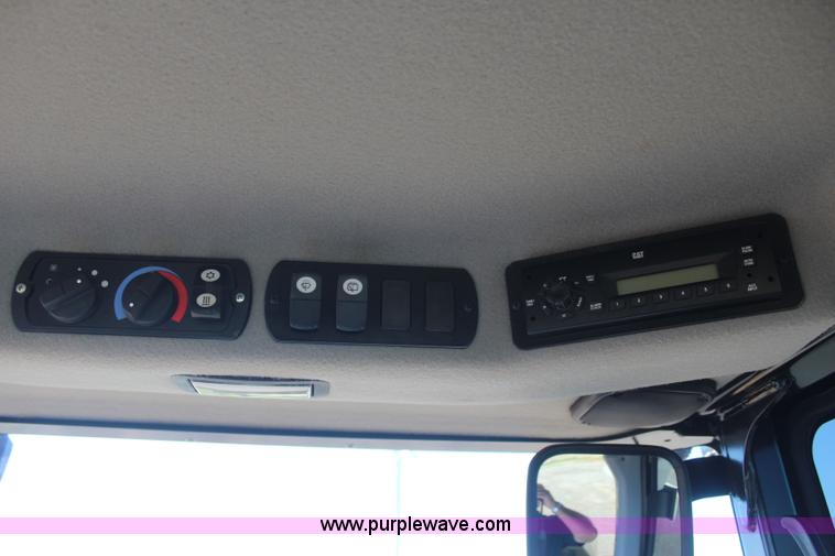 image for item J4474 2013 Caterpillar CS56B single drum roller