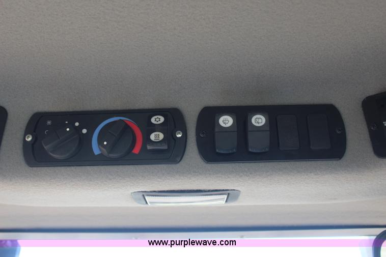 image for item J4474 2013 Caterpillar CS56B single drum roller