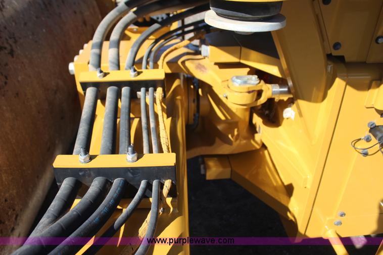 image for item J4474 2013 Caterpillar CS56B single drum roller