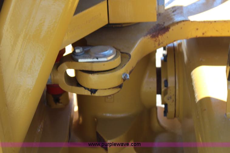 image for item J4474 2013 Caterpillar CS56B single drum roller