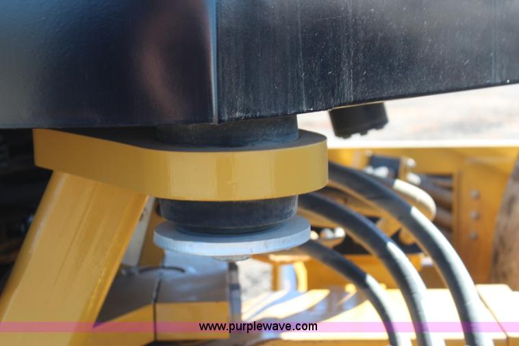 image for item J4474 2013 Caterpillar CS56B single drum roller