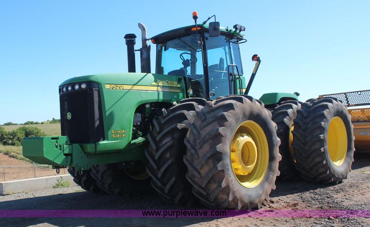 image for item J4475 2007 John Deere 9520 4WD tractor