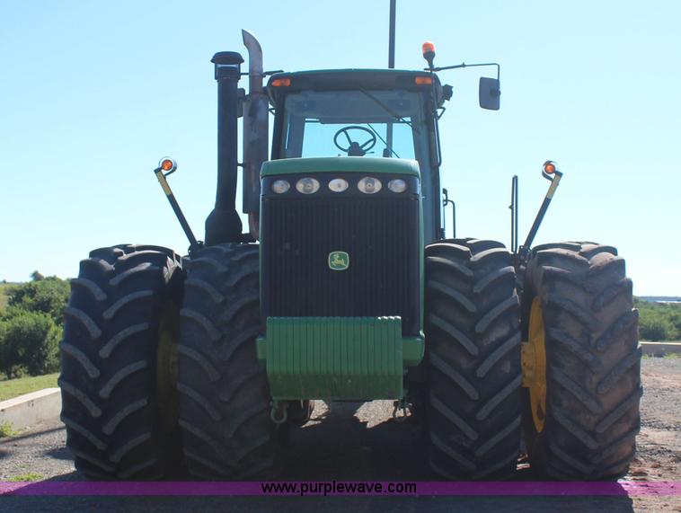image for item J4475 2007 John Deere 9520 4WD tractor