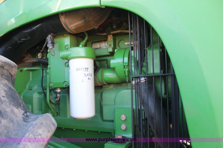 image for item J4475 2007 John Deere 9520 4WD tractor