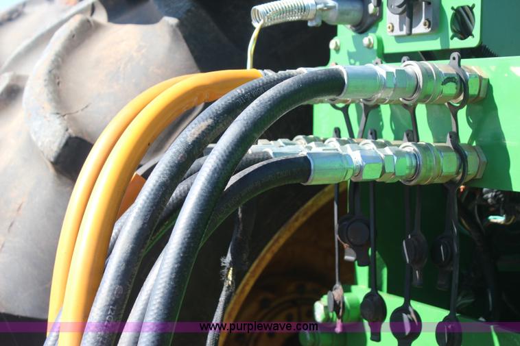 image for item J4476 2005 John Deere 1810E pan scraper