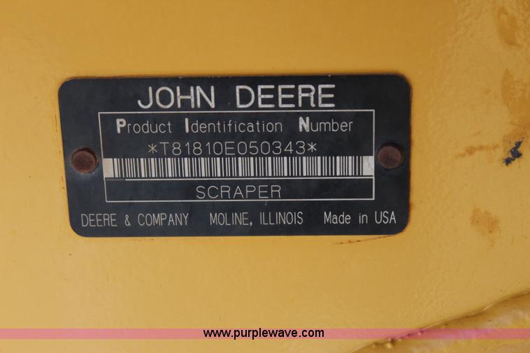 image for item J4477 2005 John Deere 1810E pan scraper