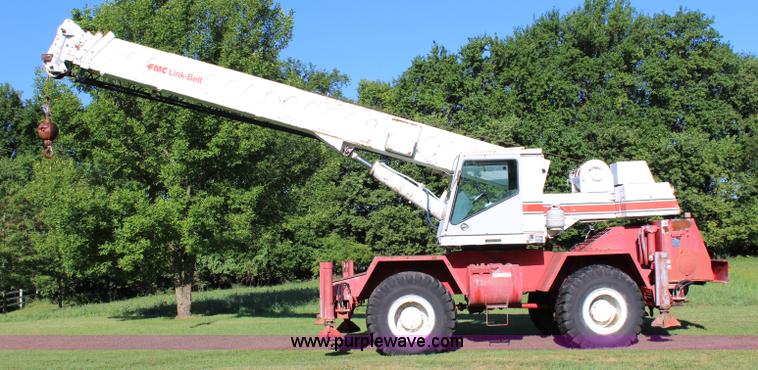 image for item J5765 1985 Fmc Link-belt HSP-8018 rough terrain crane