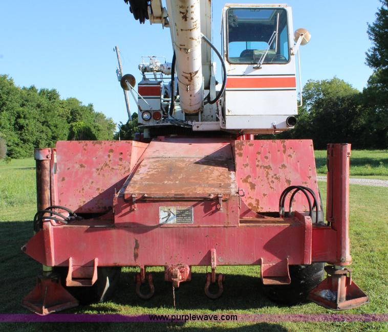 image for item J5765 1985 Fmc Link-belt HSP-8018 rough terrain crane