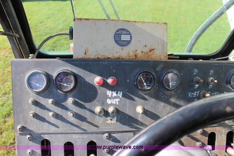 image for item J5765 1985 Fmc Link-belt HSP-8018 rough terrain crane