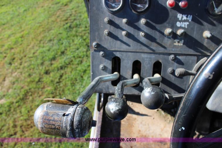 image for item J5765 1985 Fmc Link-belt HSP-8018 rough terrain crane