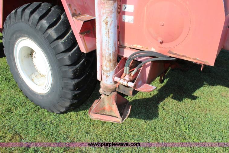 image for item J5765 1985 Fmc Link-belt HSP-8018 rough terrain crane