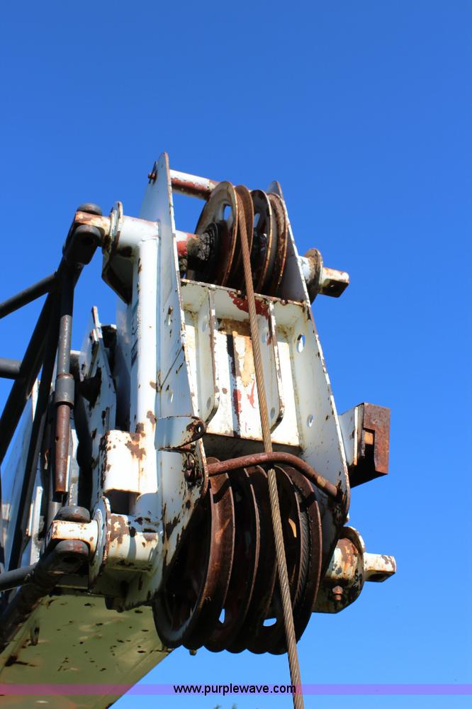 image for item J5765 1985 Fmc Link-belt HSP-8018 rough terrain crane