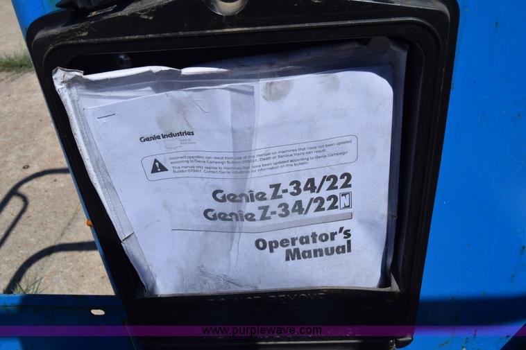 image for item J7768 2001 Genie Z-34/22 boom lift