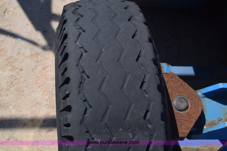 image for item J7768 2001 Genie Z-34/22 boom lift