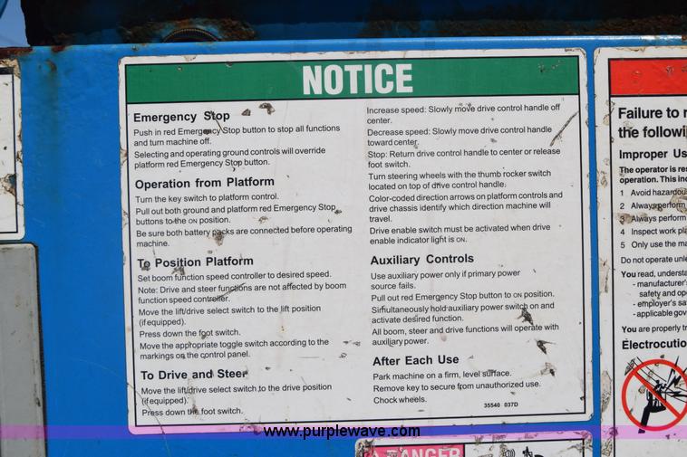 image for item J7768 2001 Genie Z-34/22 boom lift