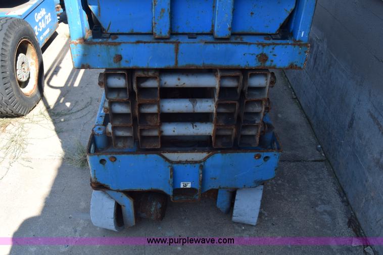 image for item J7769 Genie GS-1930 scissor lift