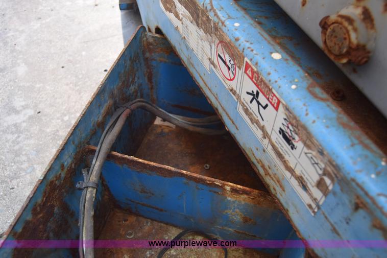 image for item J7769 Genie GS-1930 scissor lift