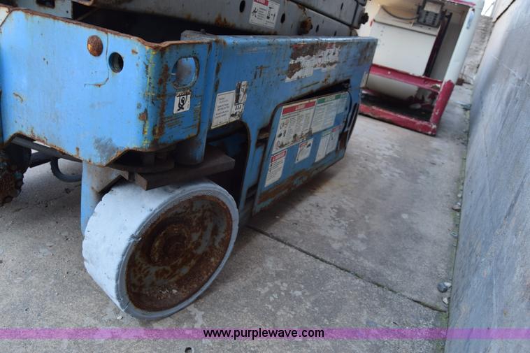 image for item J7769 Genie GS-1930 scissor lift