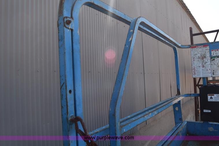 image for item J7769 Genie GS-1930 scissor lift