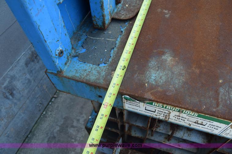 image for item J7769 Genie GS-1930 scissor lift
