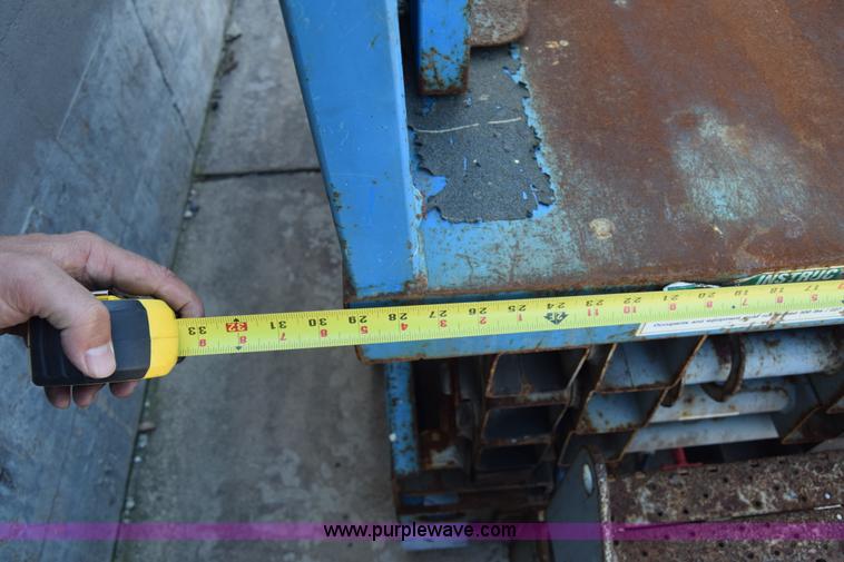 image for item J7769 Genie GS-1930 scissor lift