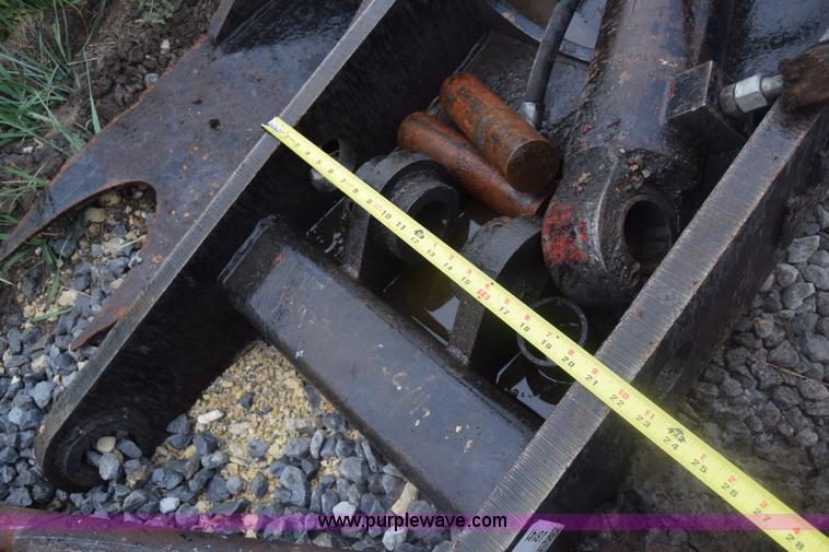 image for item J8141 Amulet excavator thumb