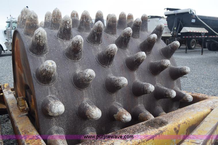 image for item J8186 Padfoot double drum roller