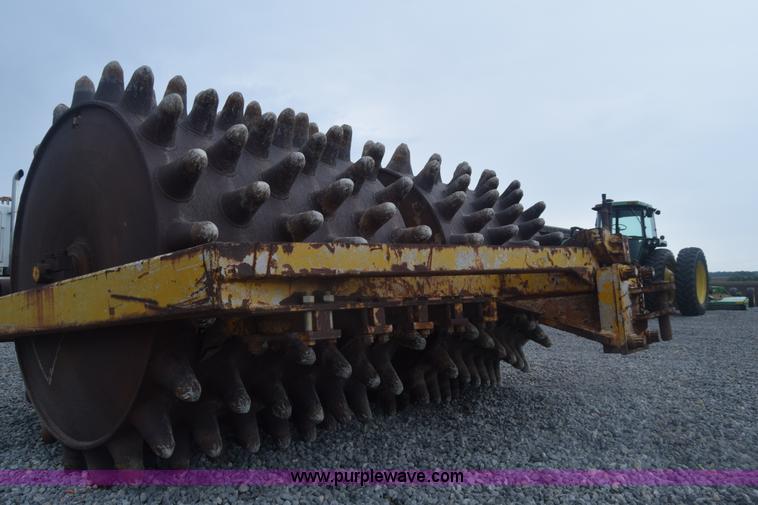 image for item J8186 Padfoot double drum roller