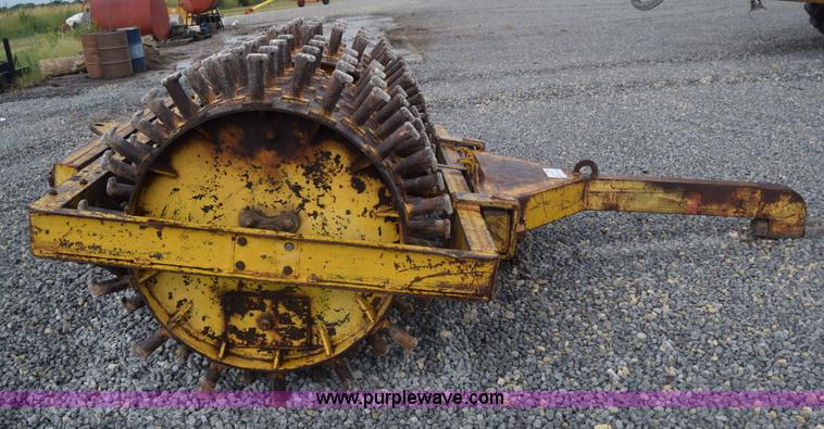 image for item J8187 Padfoot double drum roller