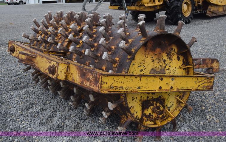 image for item J8187 Padfoot double drum roller