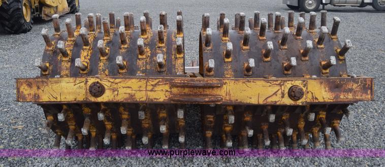 image for item J8187 Padfoot double drum roller