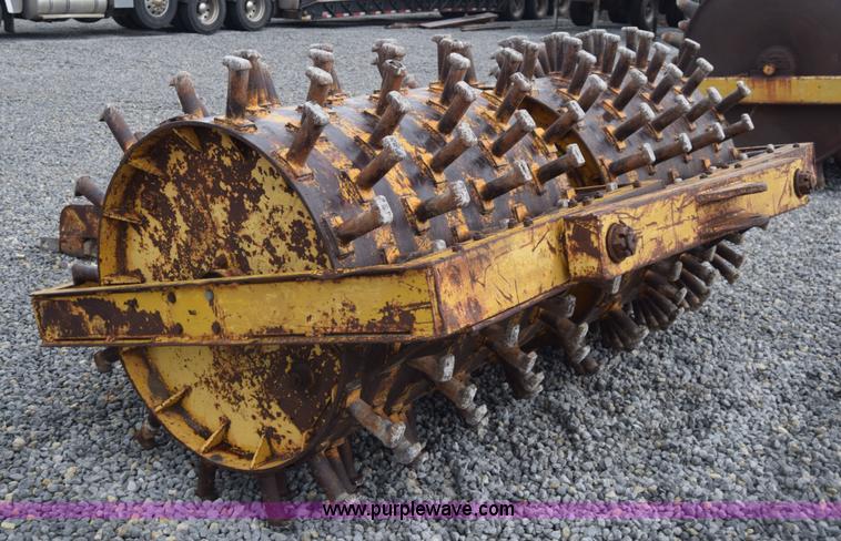 image for item J8187 Padfoot double drum roller