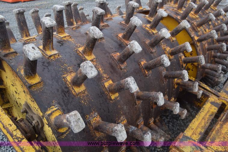 image for item J8187 Padfoot double drum roller