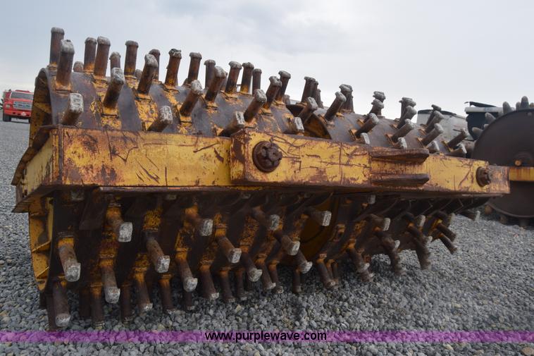 image for item J8187 Padfoot double drum roller