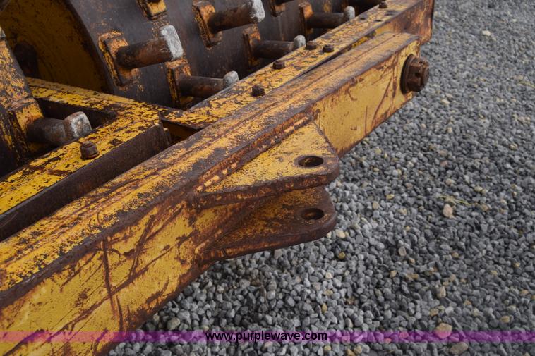 image for item J8187 Padfoot double drum roller