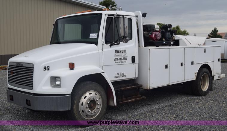 image for item J8192 1993 Freightliner FL70 service truck with crane