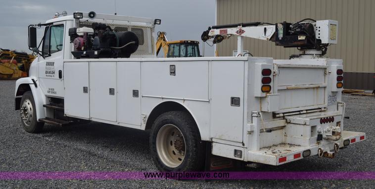 image for item J8192 1993 Freightliner FL70 service truck with crane