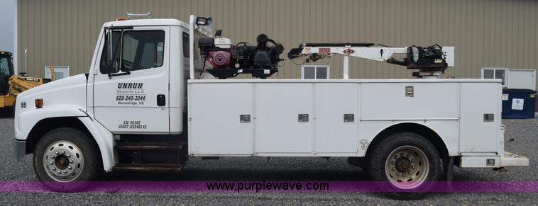 image for item J8192 1993 Freightliner FL70 service truck with crane