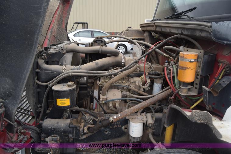 image for item J8192 1993 Freightliner FL70 service truck with crane