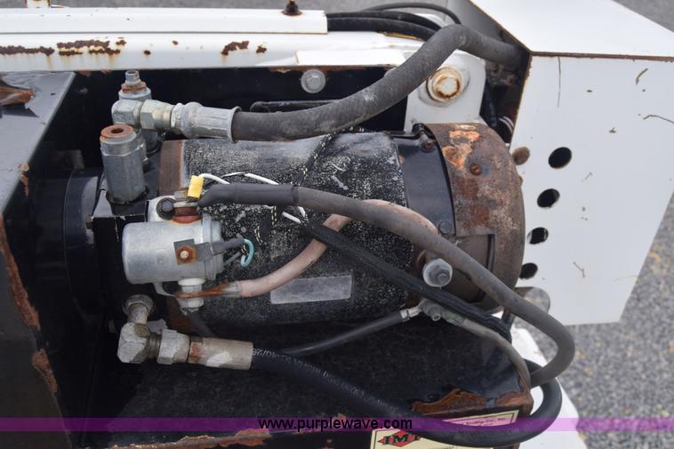 image for item J8192 1993 Freightliner FL70 service truck with crane