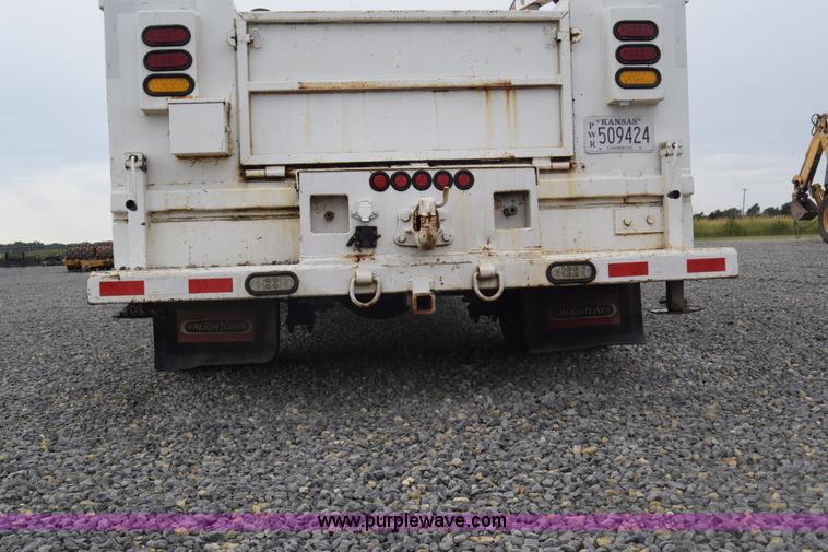 image for item J8192 1993 Freightliner FL70 service truck with crane