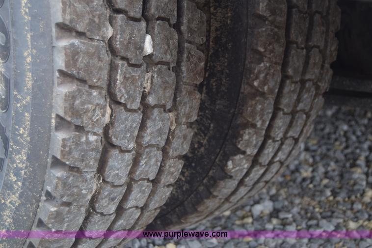 image for item J8192 1993 Freightliner FL70 service truck with crane