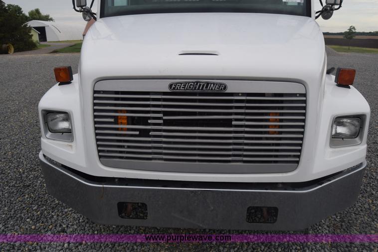 image for item J8192 1993 Freightliner FL70 service truck with crane