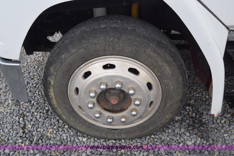 image for item J8192 1993 Freightliner FL70 service truck with crane