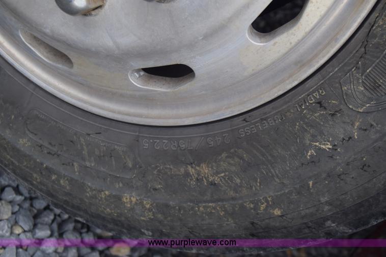 image for item J8192 1993 Freightliner FL70 service truck with crane