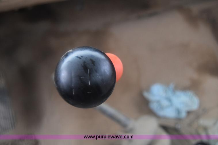 image for item J8193 1984 Ford F800 fuel truck