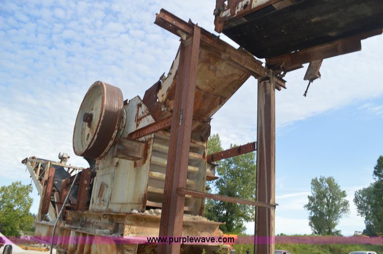 image for item J8587 Eagle Edge jaw crusher